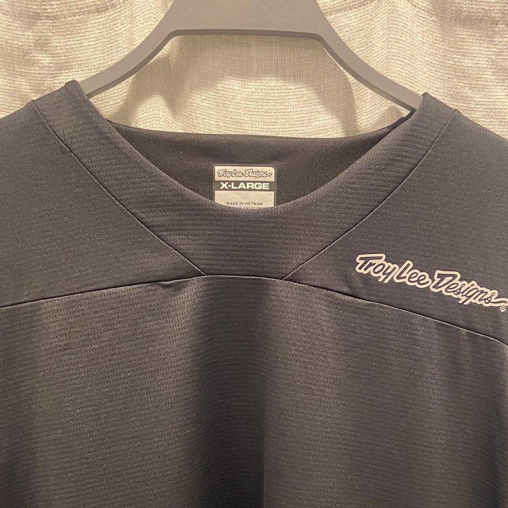 Troy Lee Designs Black Crewneck Shirt 3/4 sleeve bike jersey